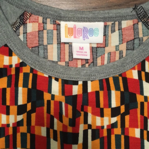 NWT LuLaRoe Randy Tee, sz M - Picture 3 of 5